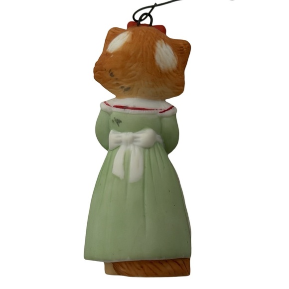 1989 Hallmark Christmas Kitty Porcelain Ornament QX5445 - Adorable Holiday Decor - Picture 5 of 6